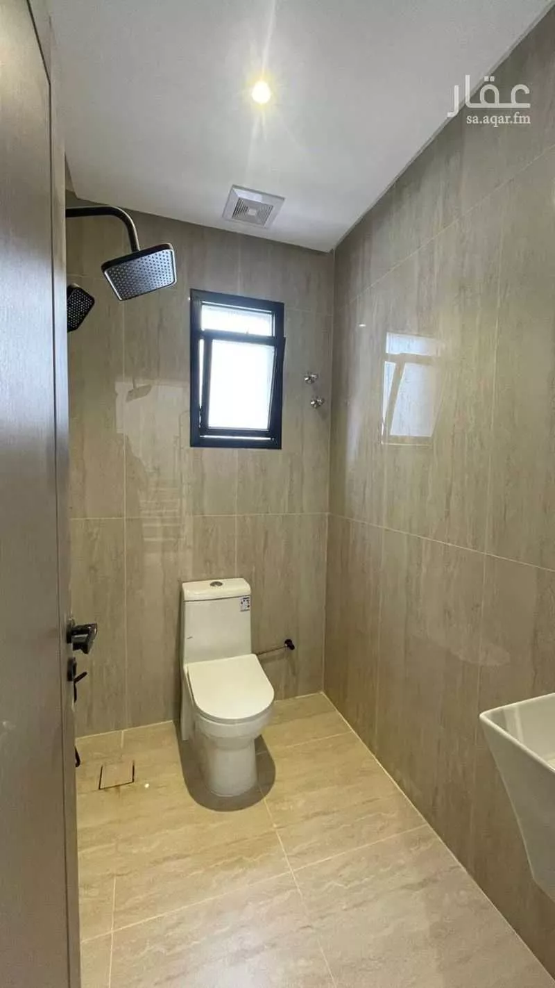 5 bedroom villa in Dahiat King Fahd 21