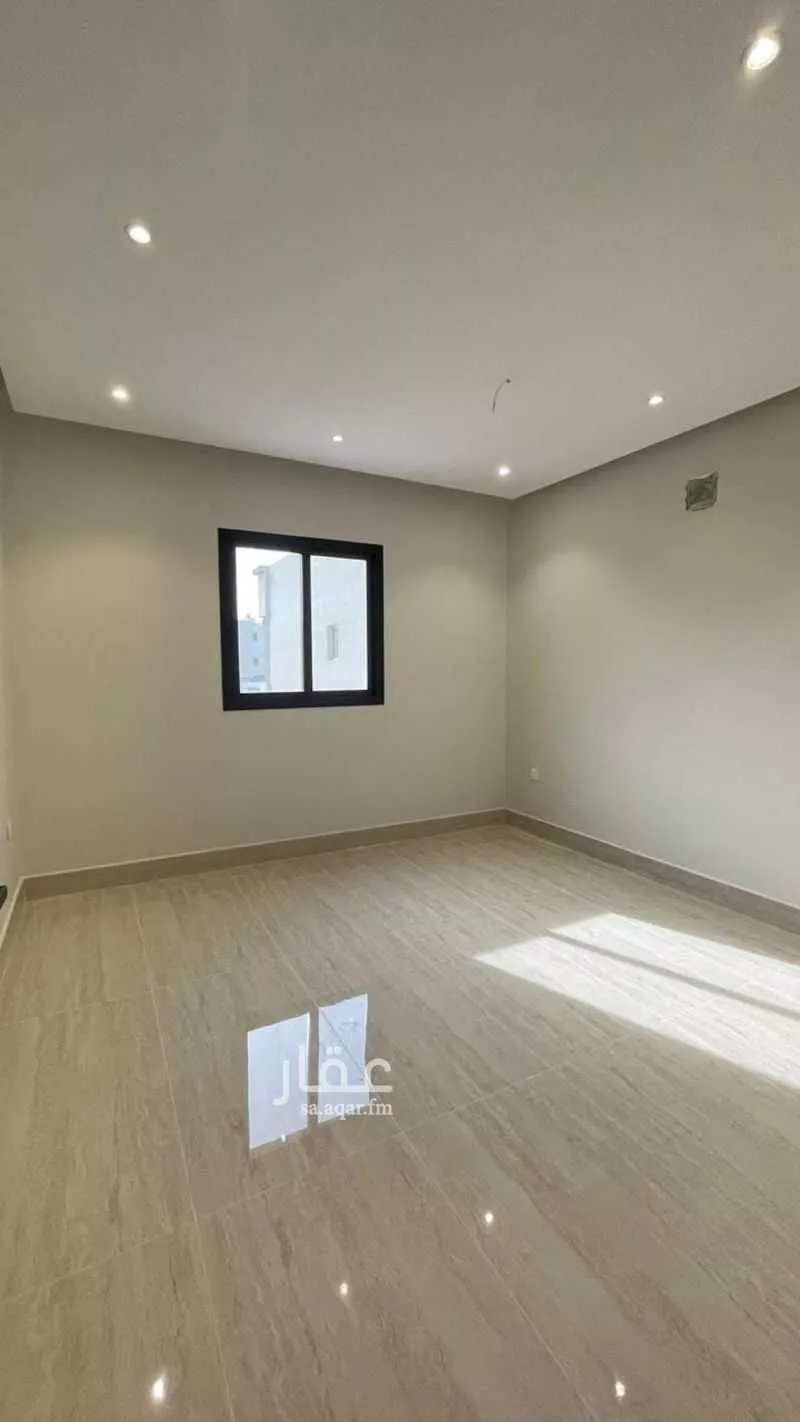 5 bedroom villa in Dahiat King Fahd 23