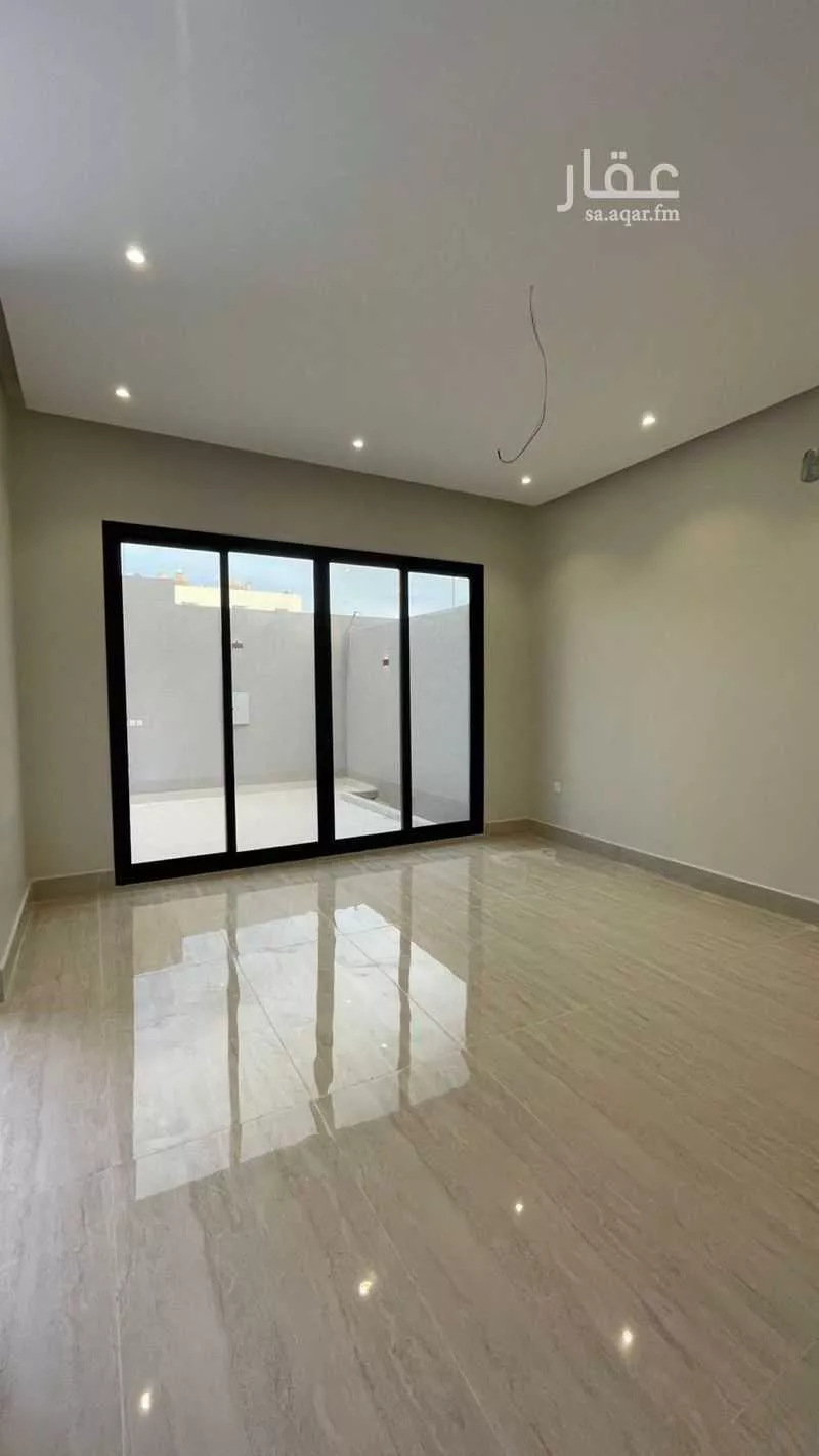 5 bedroom villa in Dahiat King Fahd 8