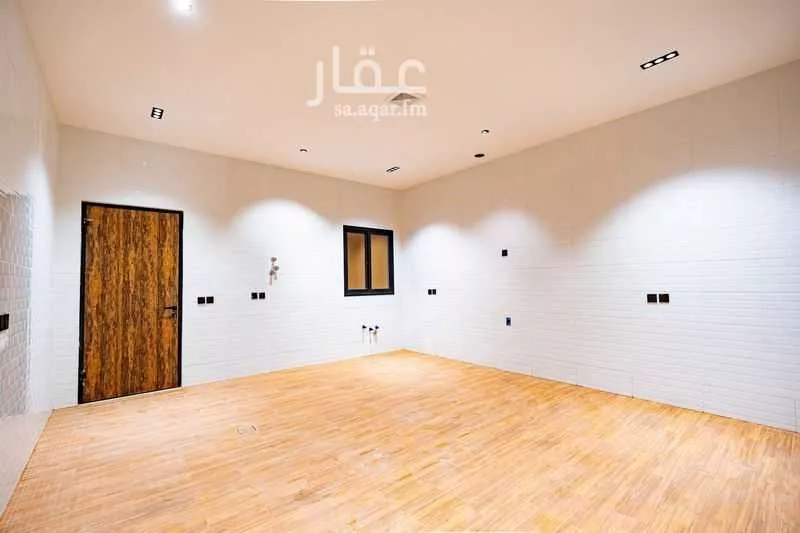 فيلا 9 غرف في الشعلة 3
