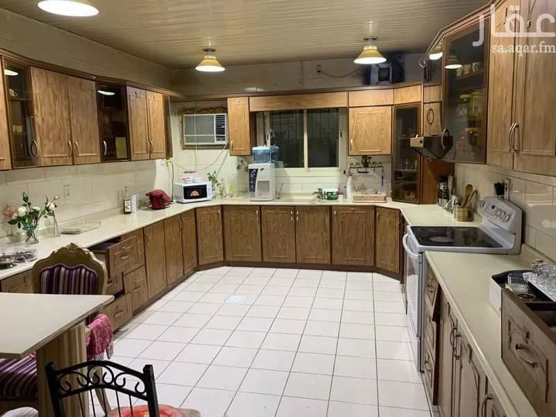 5 bedroom villa in Al Nuzhah 12
