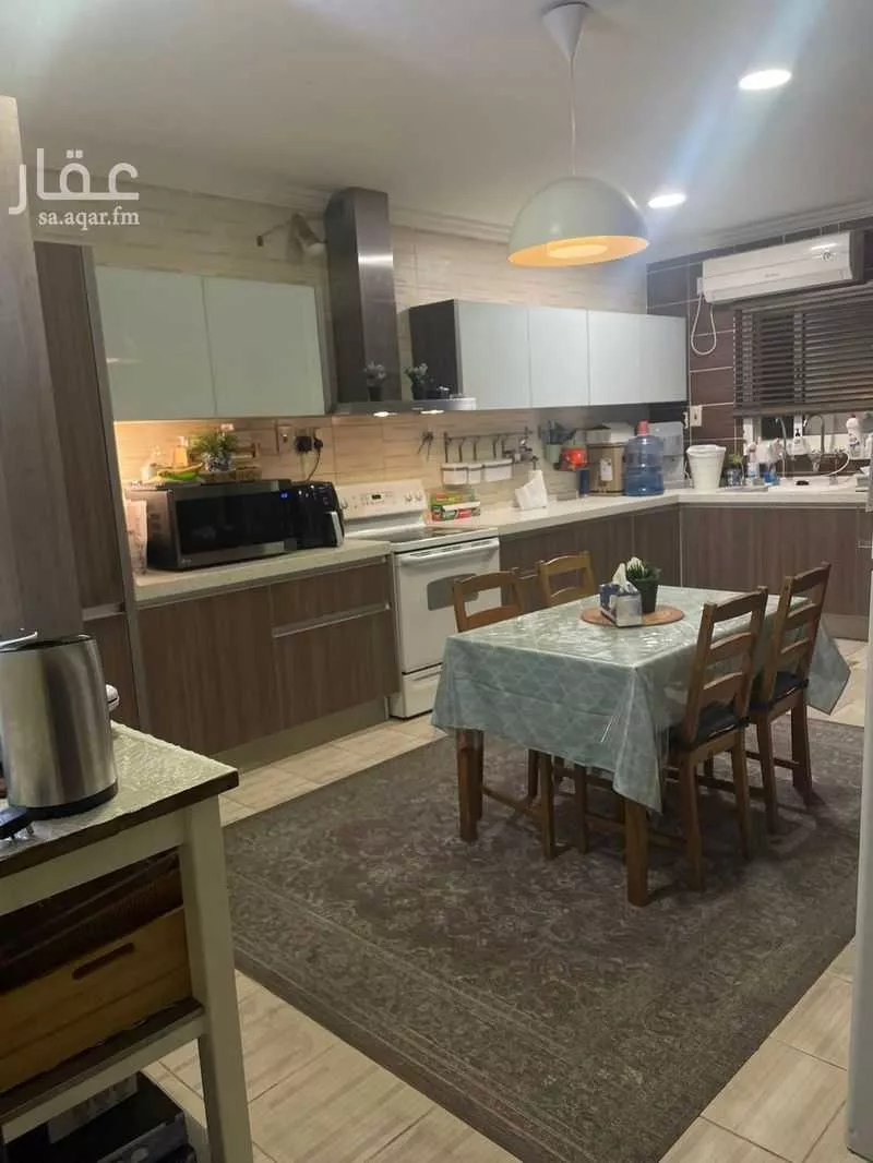 7 bedroom villa in Al Dana 9
