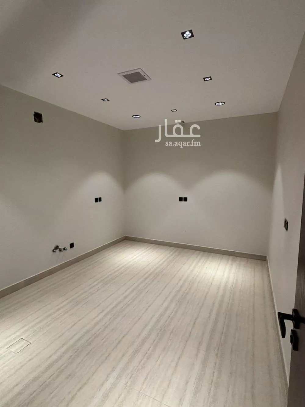4 bedroom floor in Al Aridh 12