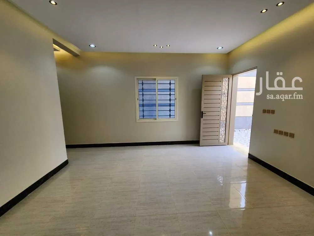 6 bedroom floor in Okaz 11