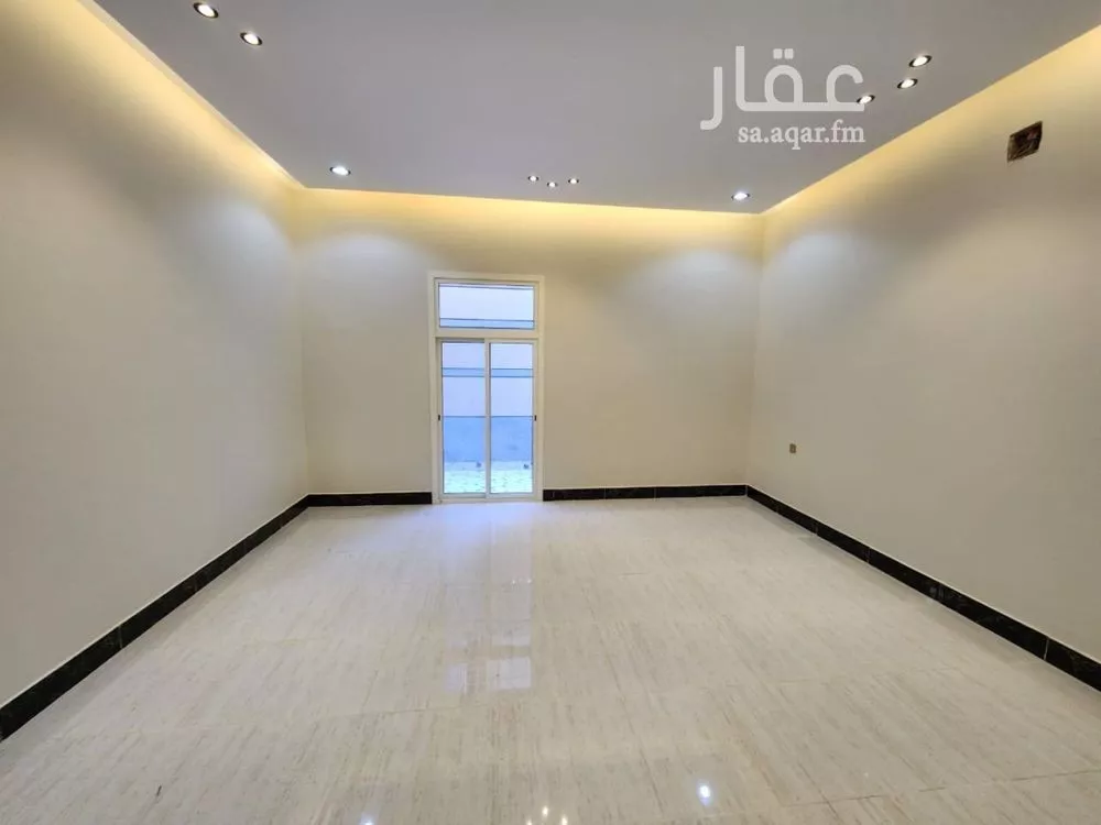 6 bedroom floor in Okaz 6
