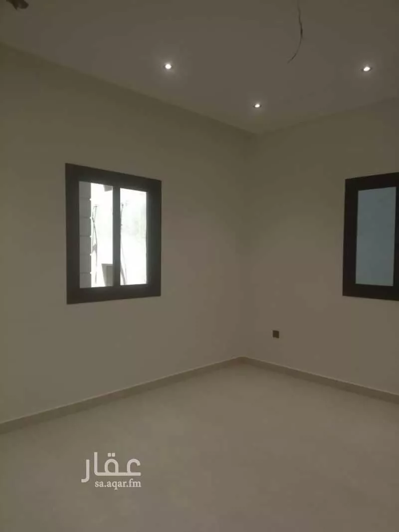 2 bedroom apartment in Al Rawdah 4