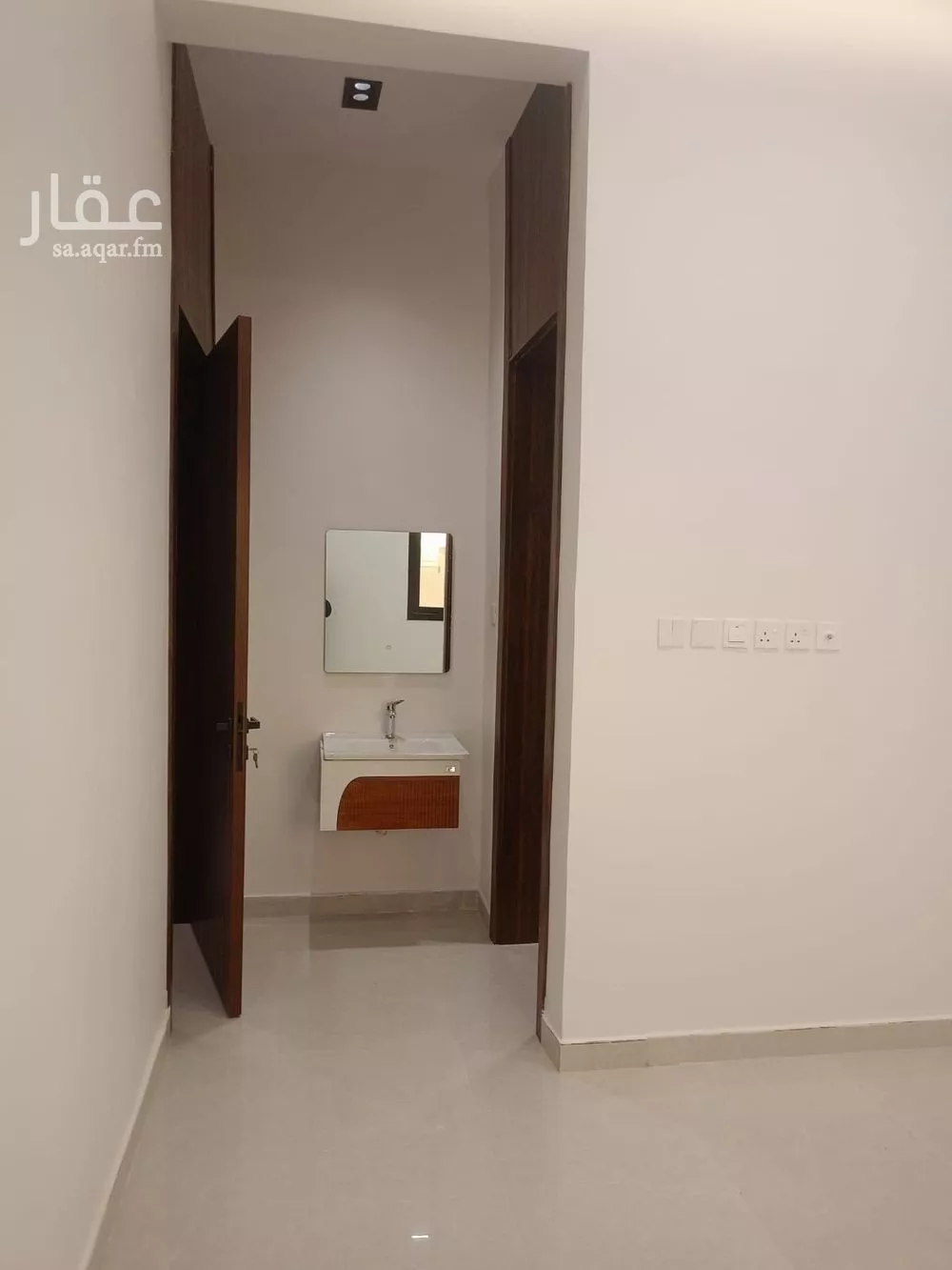 دور 3 غرف في الجنادرية 11