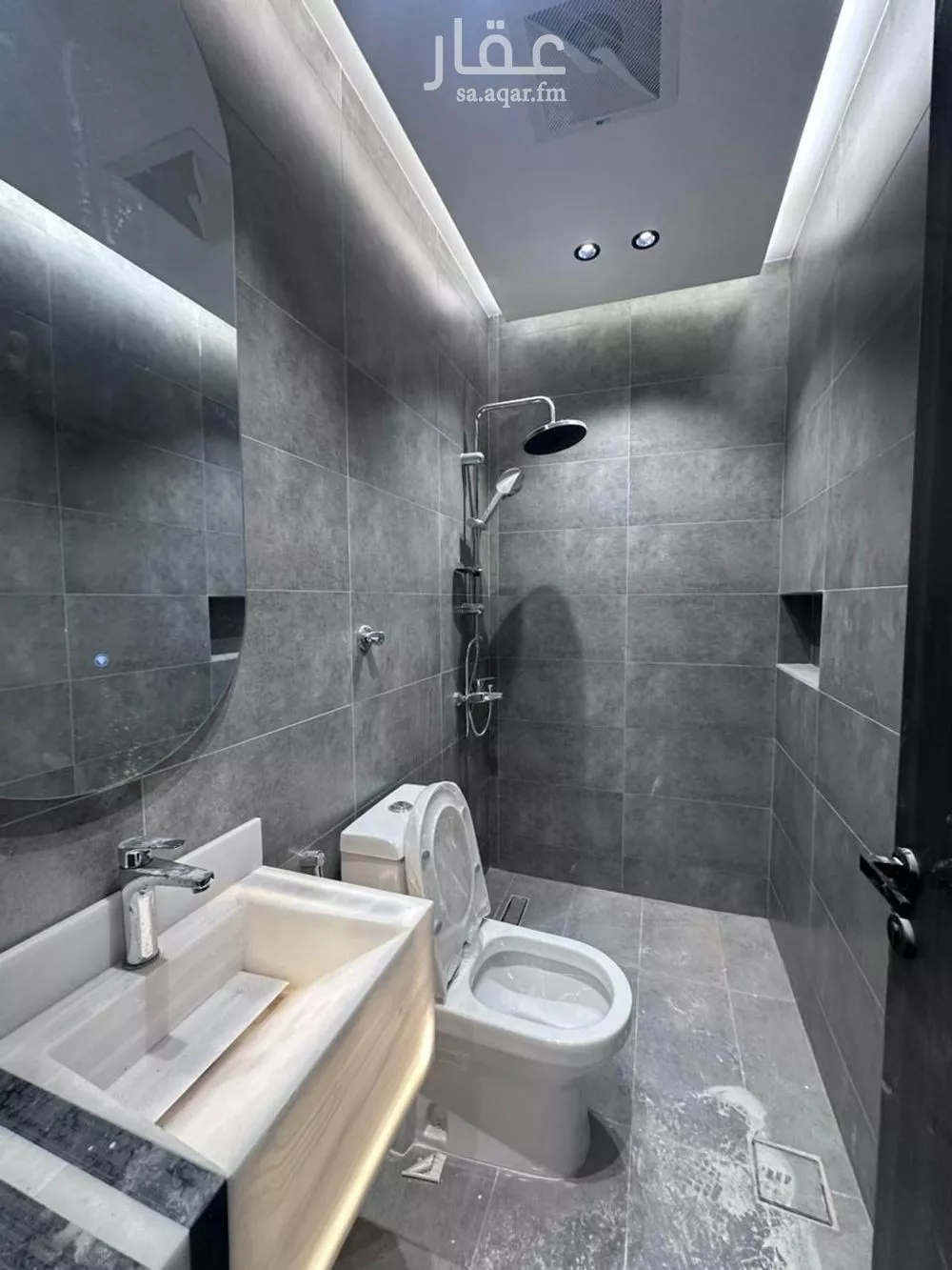 4 bedroom apartment in Al Bawadi 11