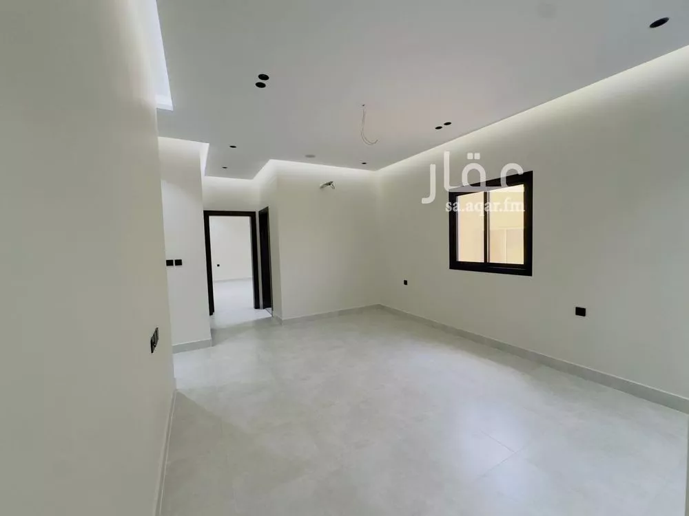 4 bedroom apartment in Al Rawdah 14