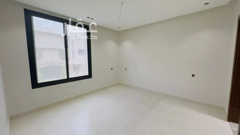 4 bedroom apartment in Al Rawdah 4