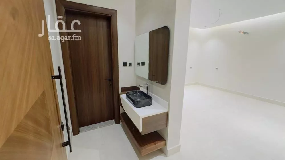 4 bedroom apartment in Al Rawdah 5