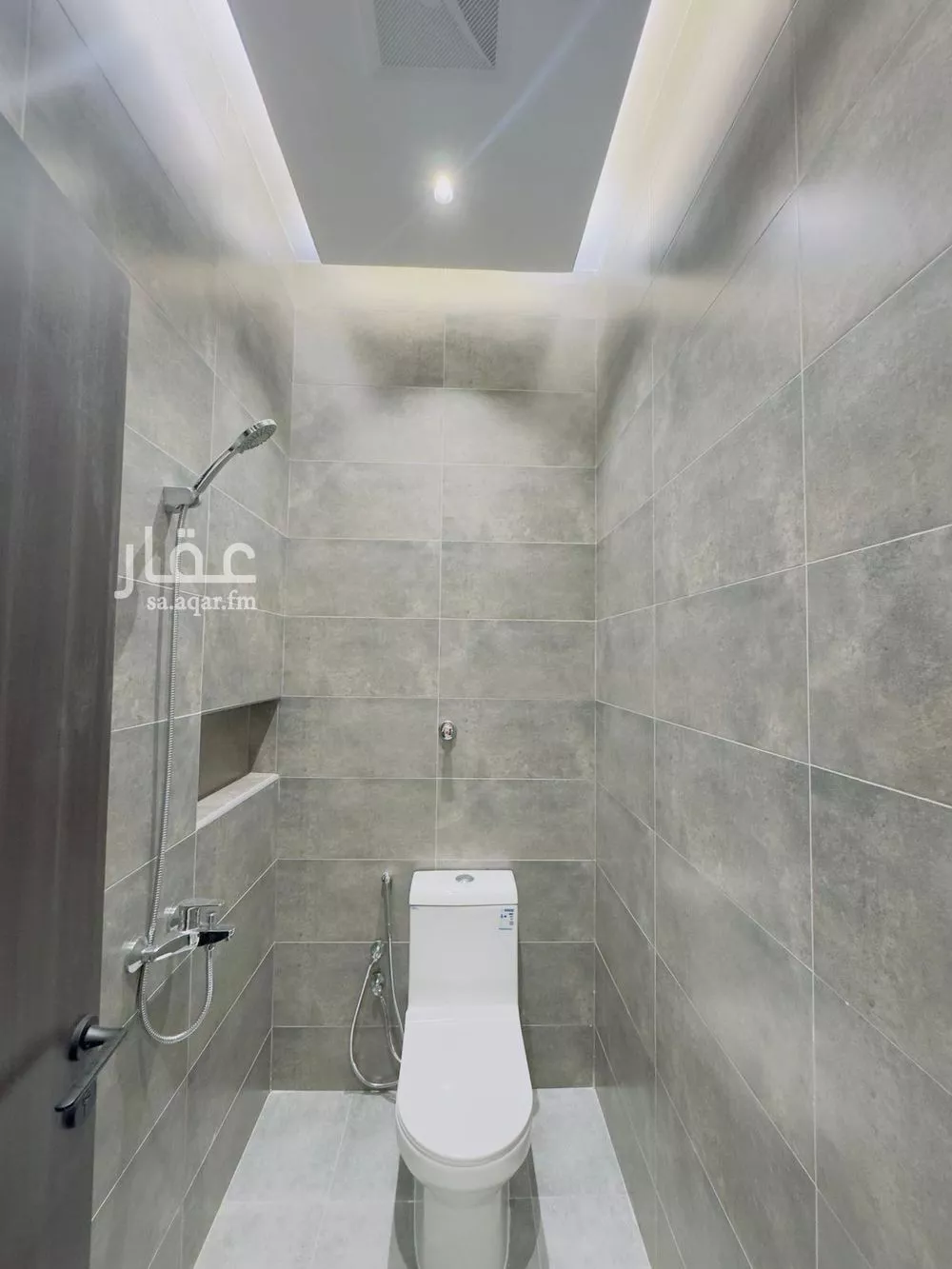 4 bedroom apartment in Al Rawdah 10
