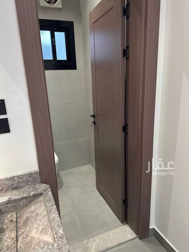 4 bedroom apartment in Al Sharafiyah 5