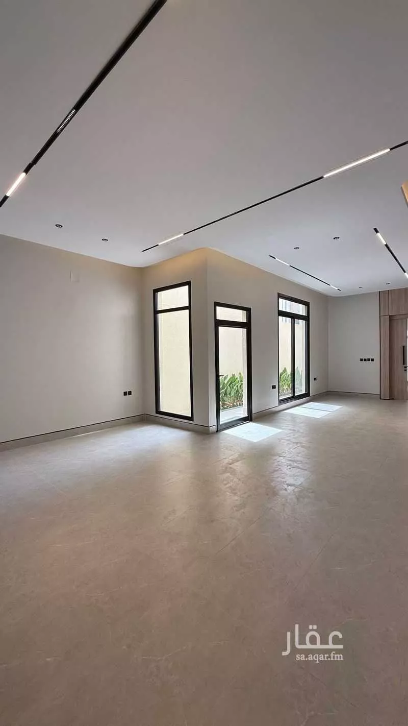 3 bedroom floor in Al Munsiyah 2