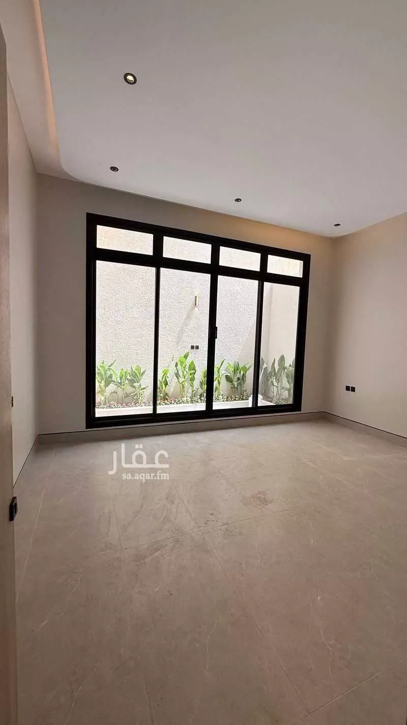 3 bedroom floor in Al Munsiyah 5