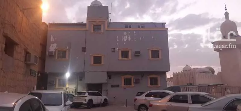 عمارة 164 م² في الشميسي 4