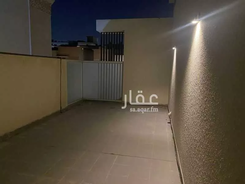 فيلا 4 غرف في الشعلة 5