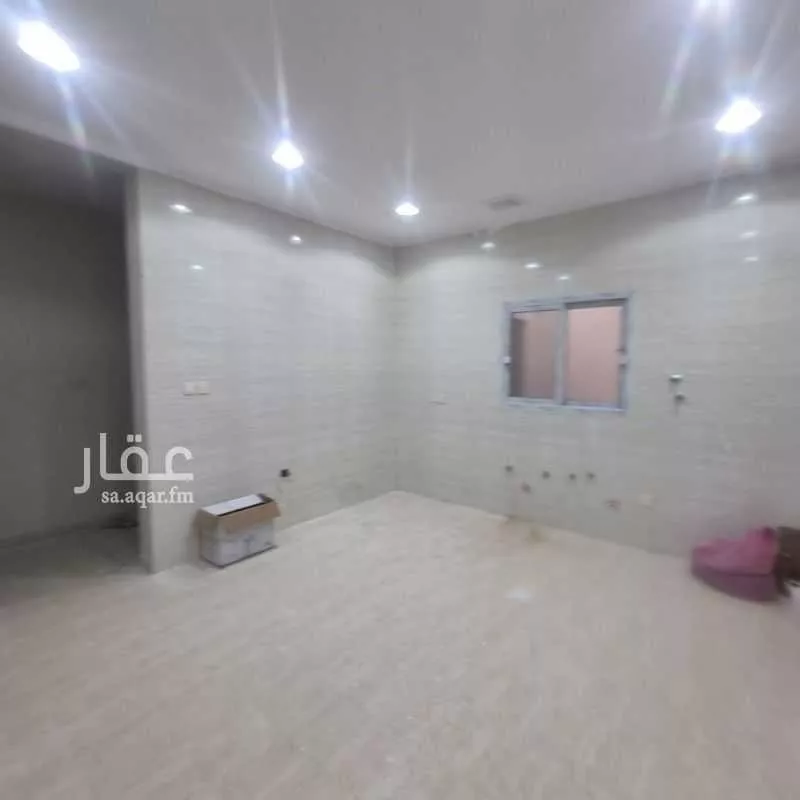 فيلا 12 غرف في ضاحية الملك فهد 4