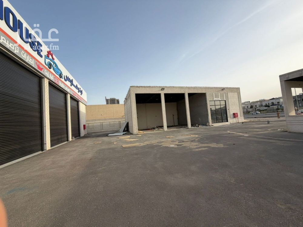 shop in Al Qashlah, Eastern Province 3