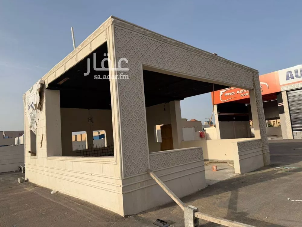 محل 45 م² في القشلة 10