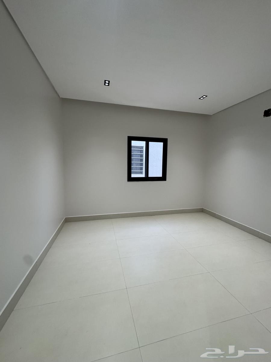 5 bedroom apartment in Al Janadriyah 2