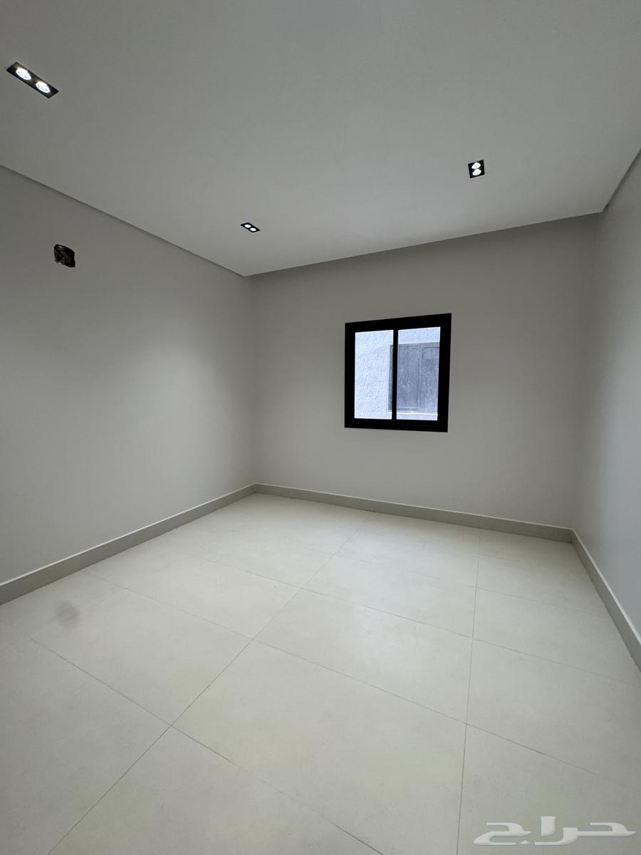 5 bedroom apartment in Al Janadriyah 3