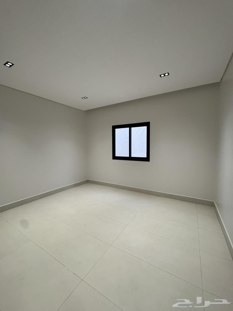 5 bedroom apartment in Al Janadriyah 7