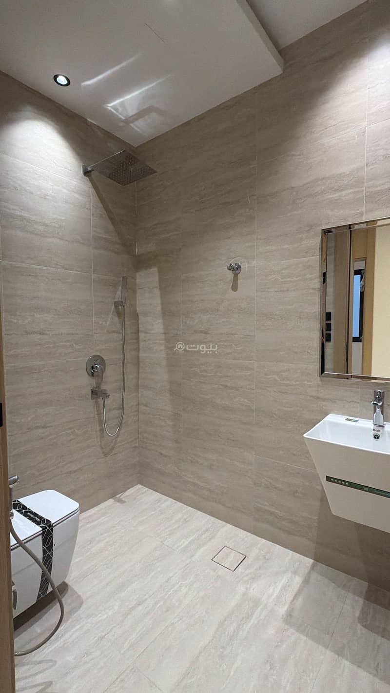 4 bedroom apartment in Ishbiliyah, Riyadh 13