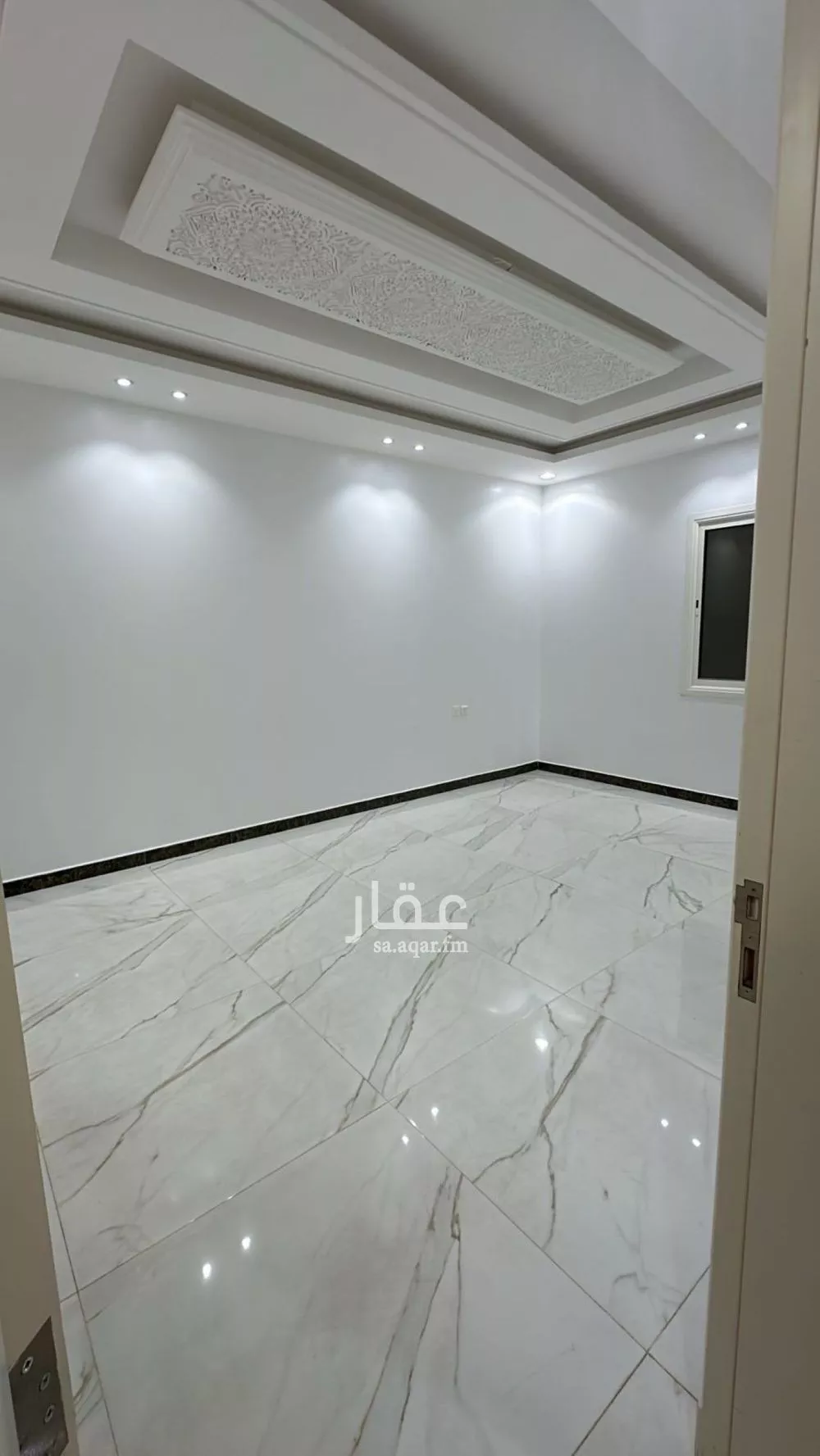 دور 3 غرف في العارض 12