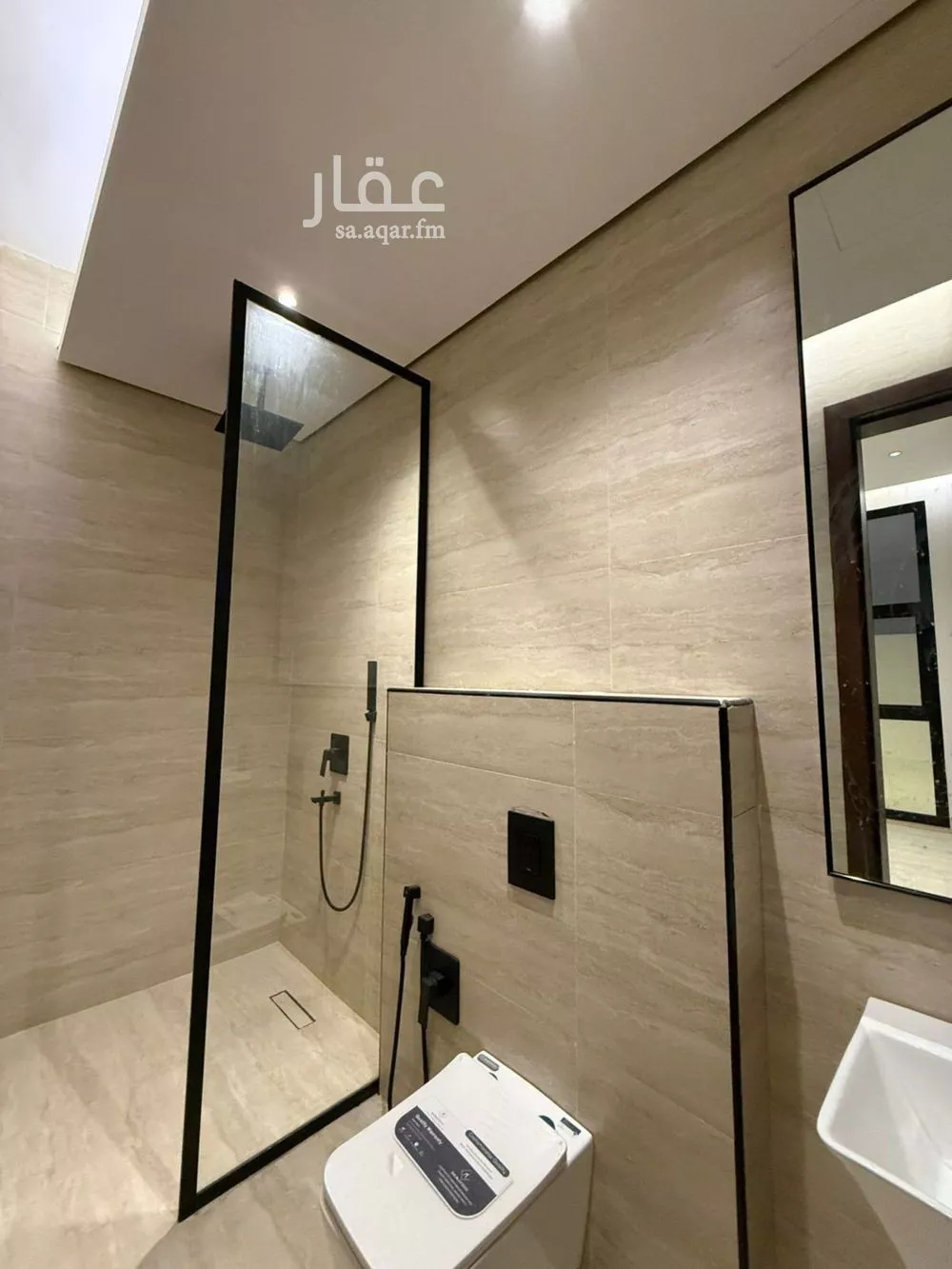 فيلا 6 غرف في المهدية 15