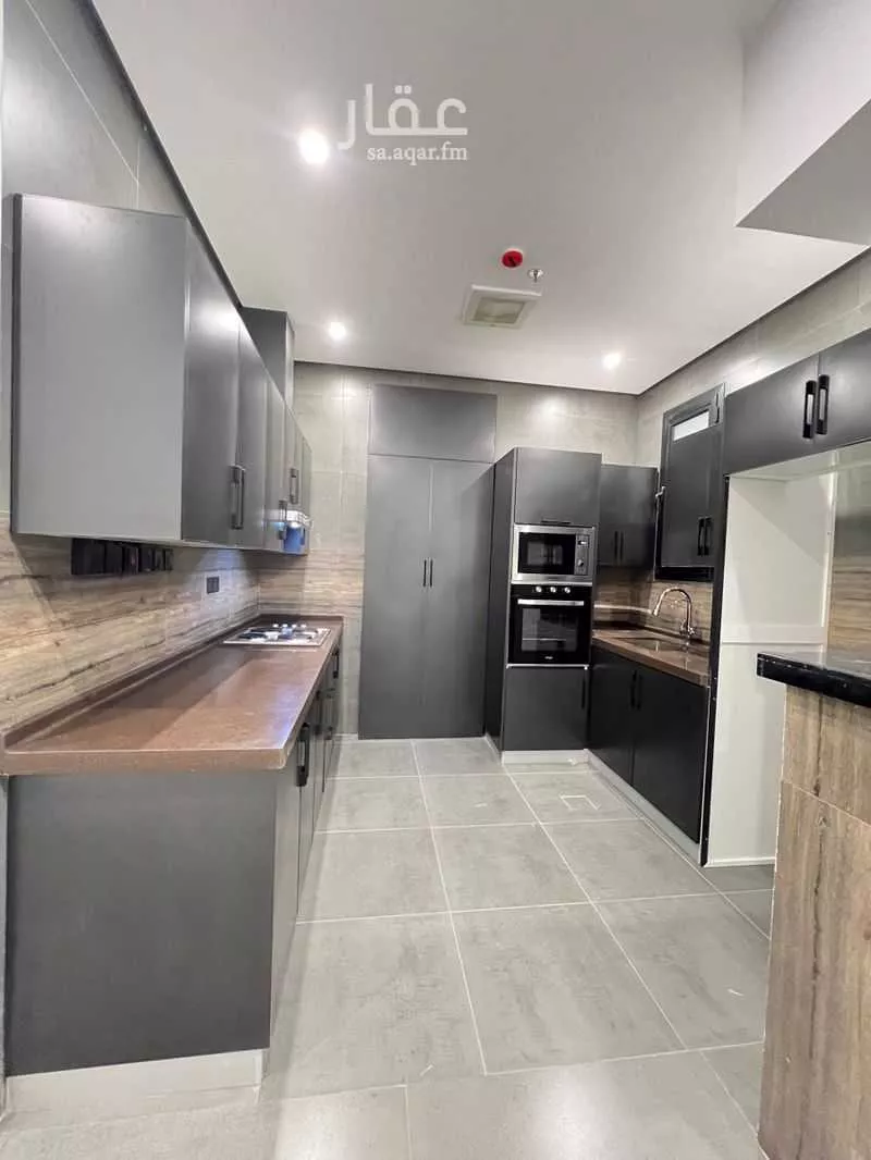 3 bedroom apartment in Al Aridh 14