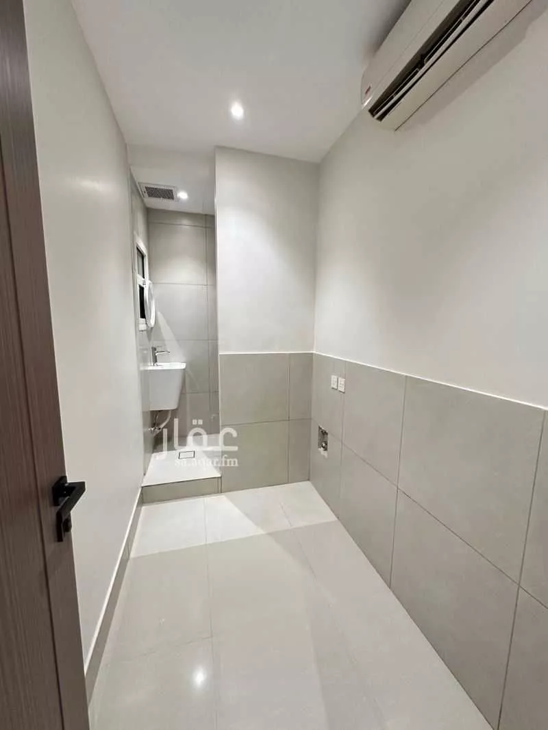 4 bedroom apartment in Al Nakheel, Riyadh 16