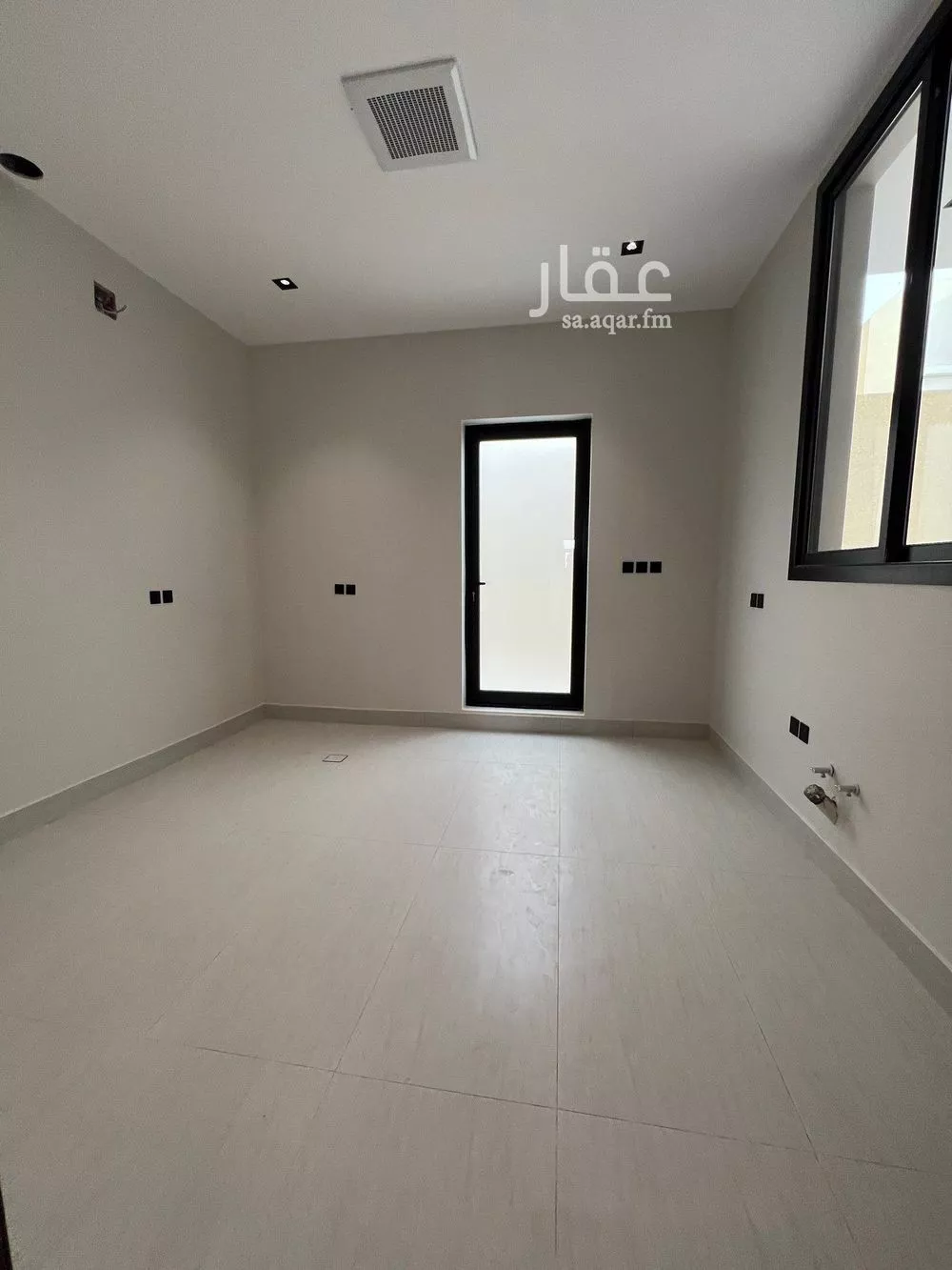 5 bedroom villa in Al Narjis 12