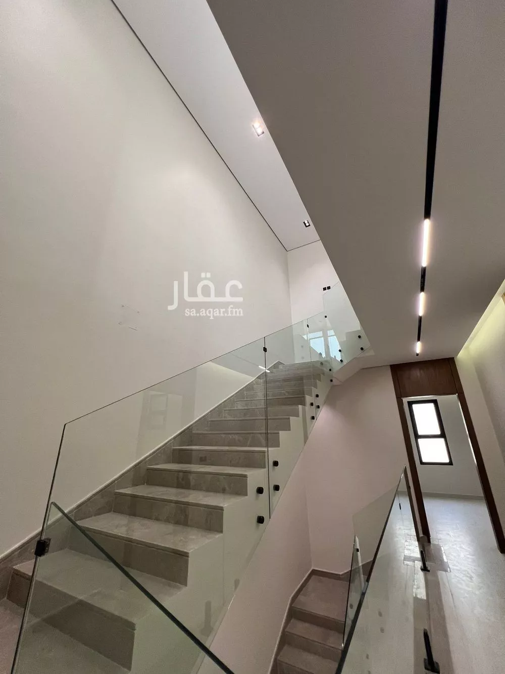 5 bedroom villa in Al Narjis 21