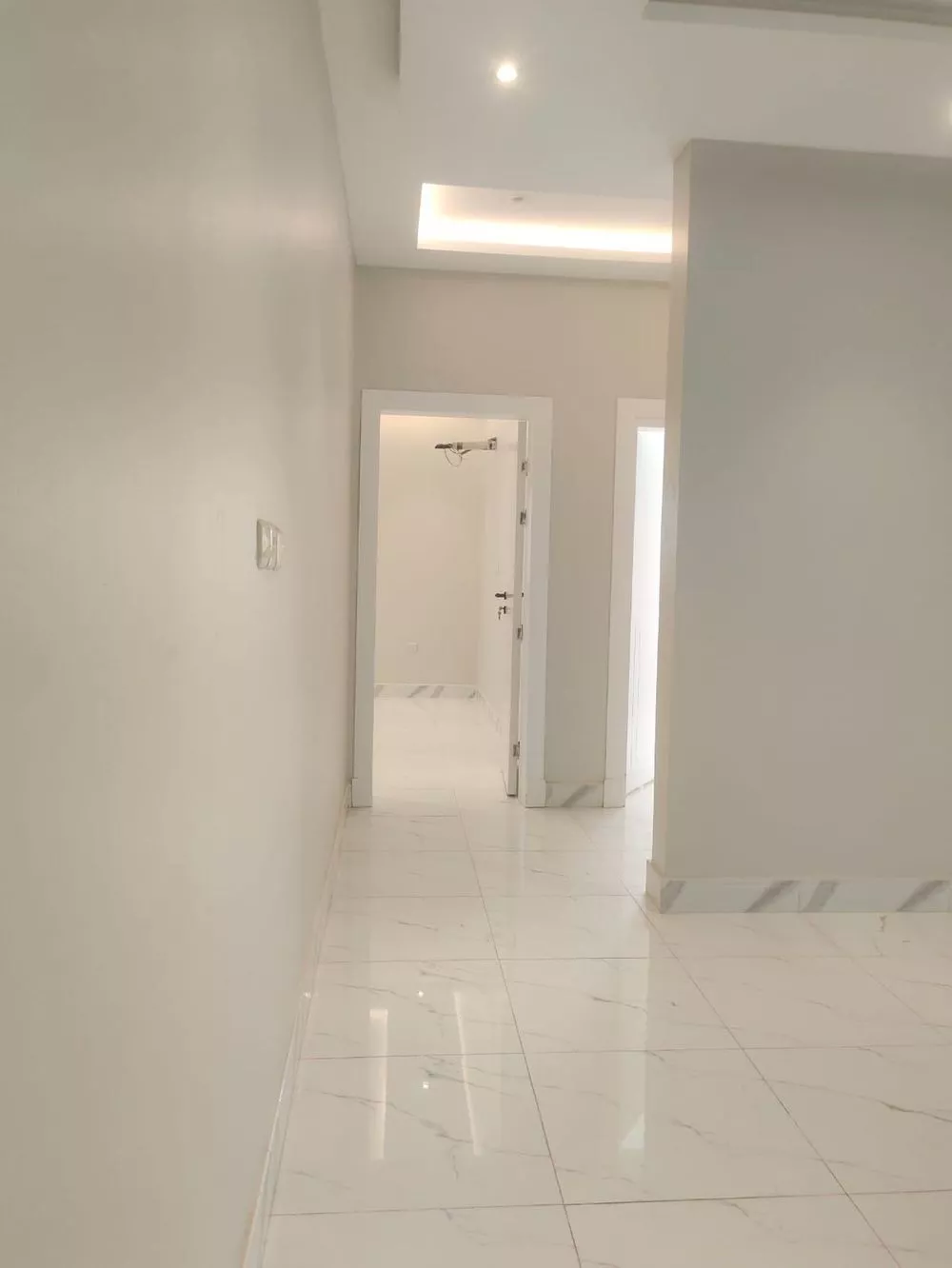 5 bedroom apartment in Al Marwa 13