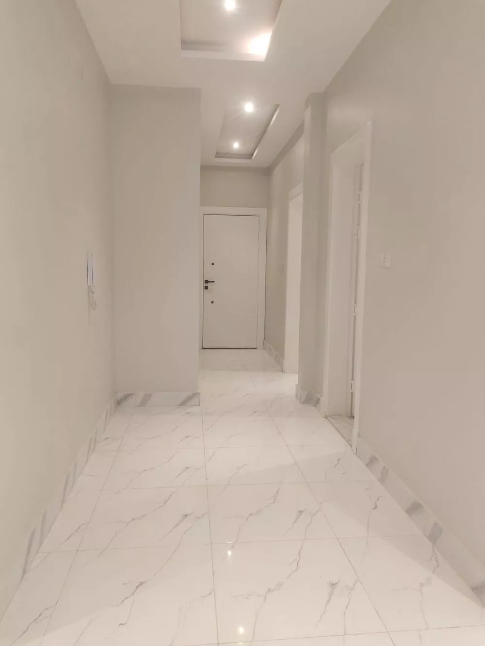 5 bedroom apartment in Al Marwa 16