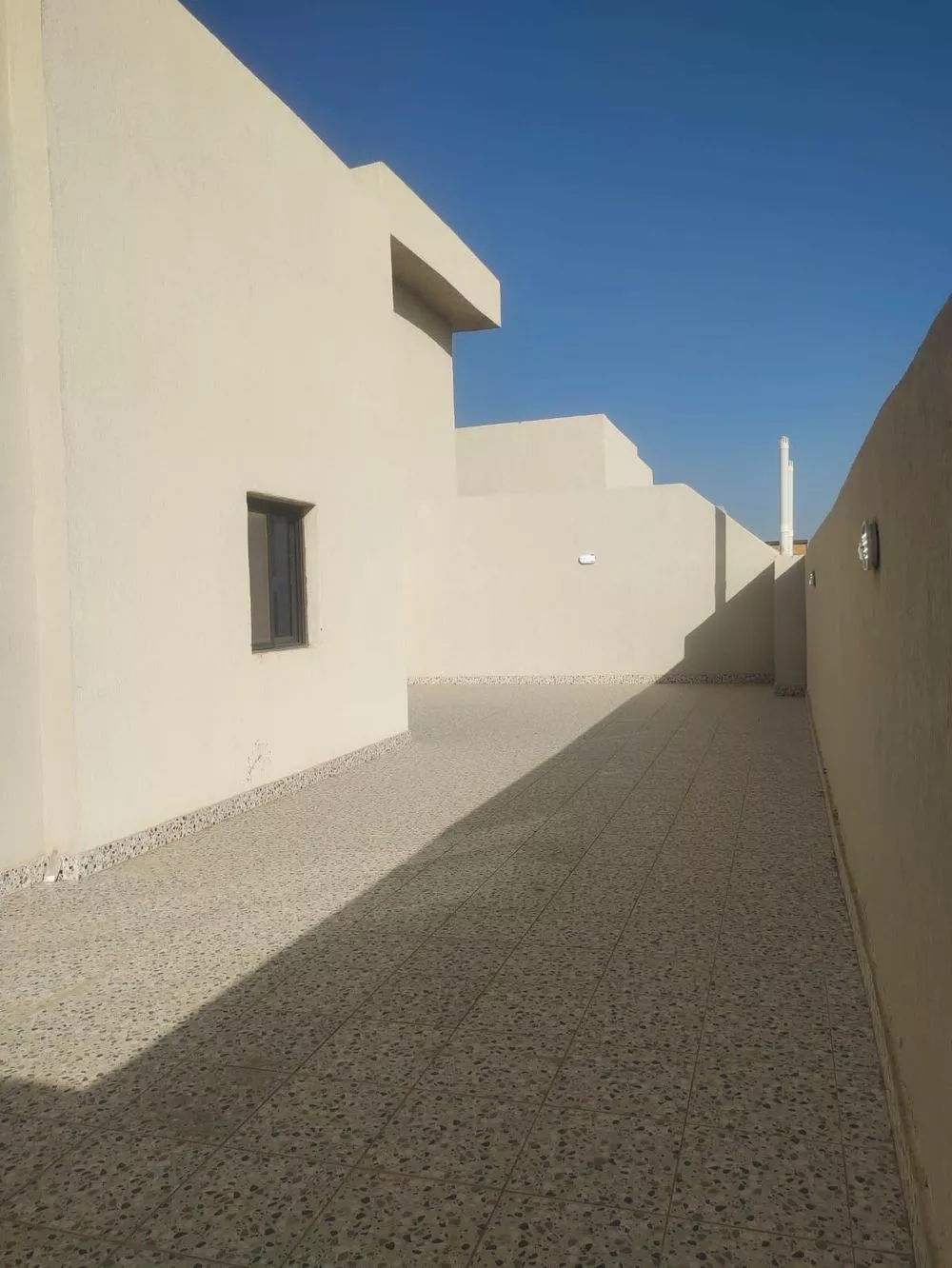 5 bedroom apartment in Al Marwa 7