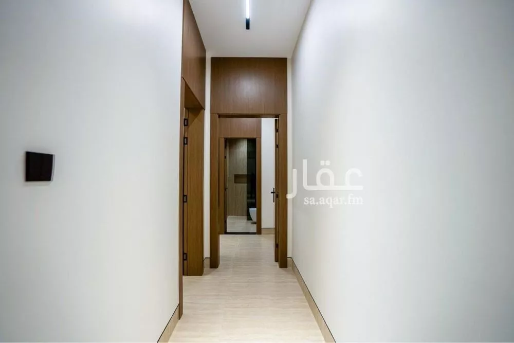 شقة 2 غرف في الرويس 15