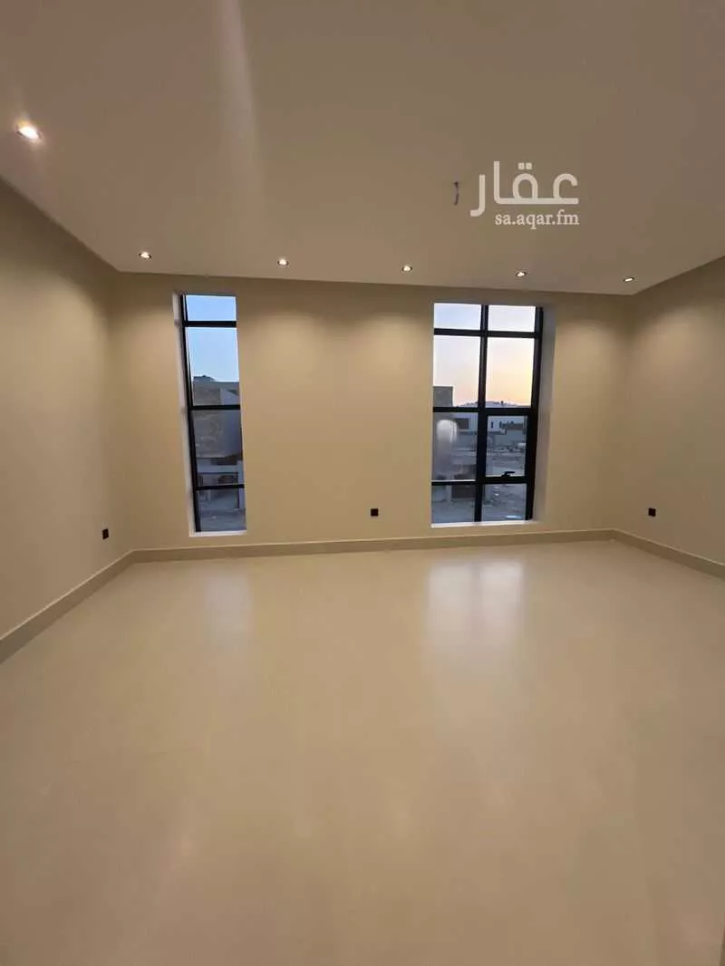 6 bedroom villa in Ash Shulah, Eastern Province 9