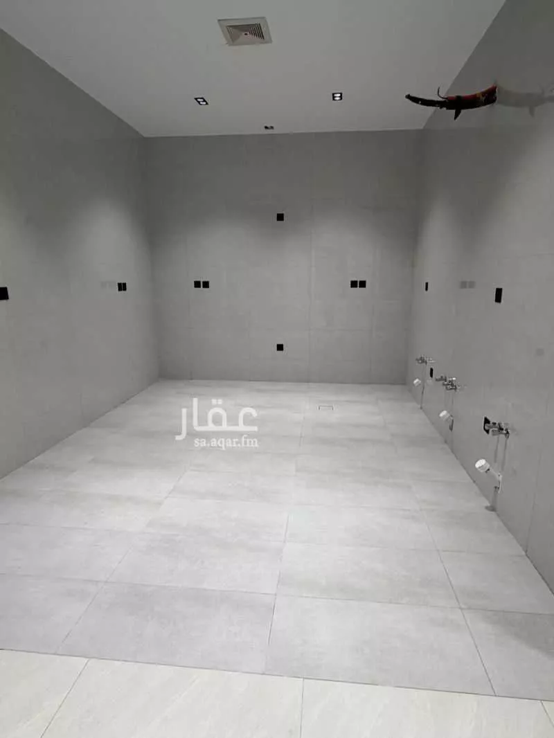 3 bedroom apartment in Al Salamah 5