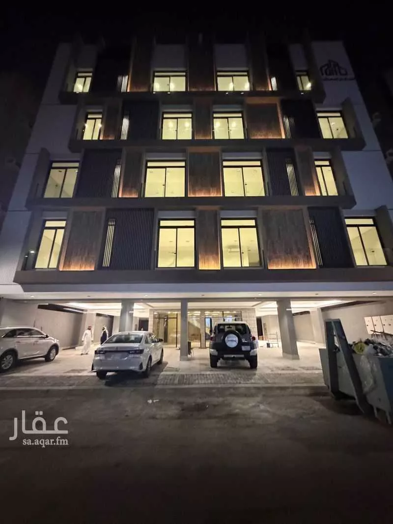 3 bedroom apartment in Al Salamah 8