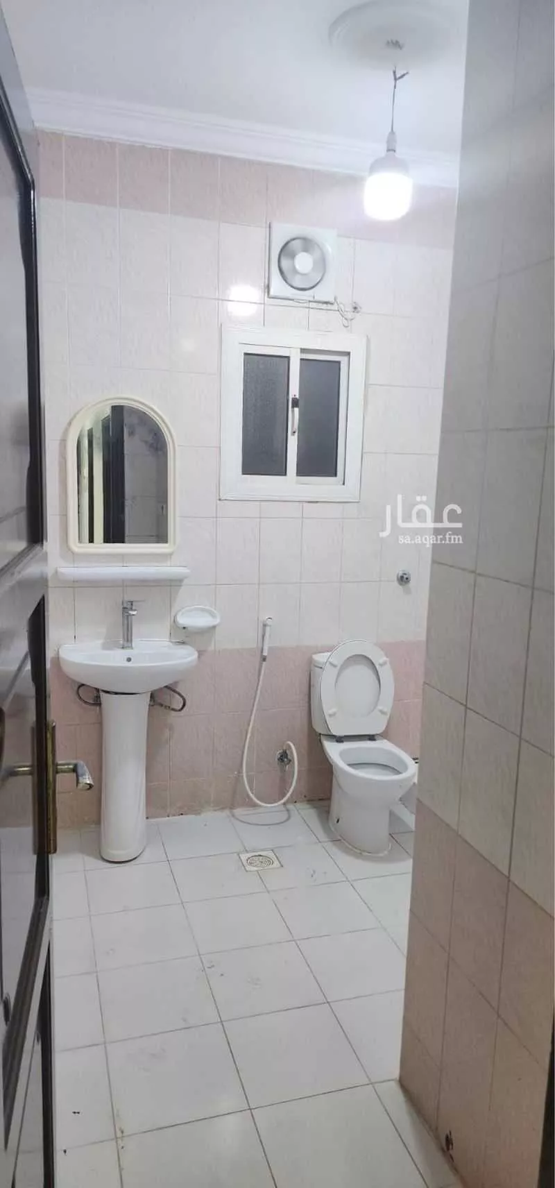 شقة 200 غرف في مشرفة 7