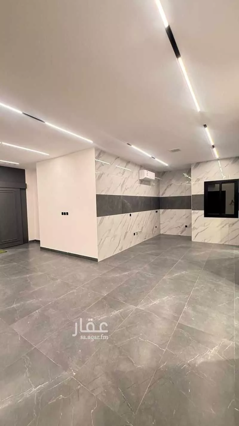 4 bedroom floor in Al Aridh 7