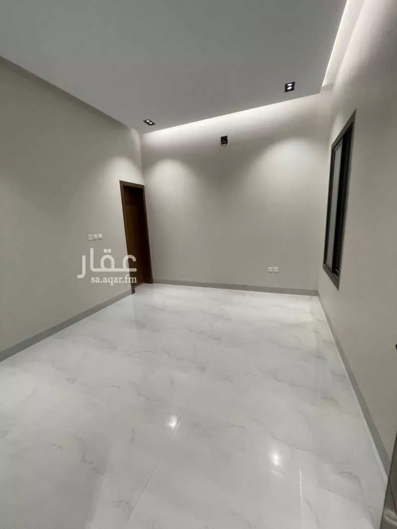 8 bedroom floor in Ash Sharq 3