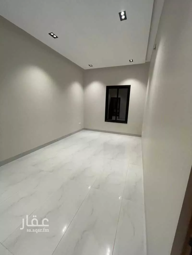 8 bedroom floor in Ash Sharq 6