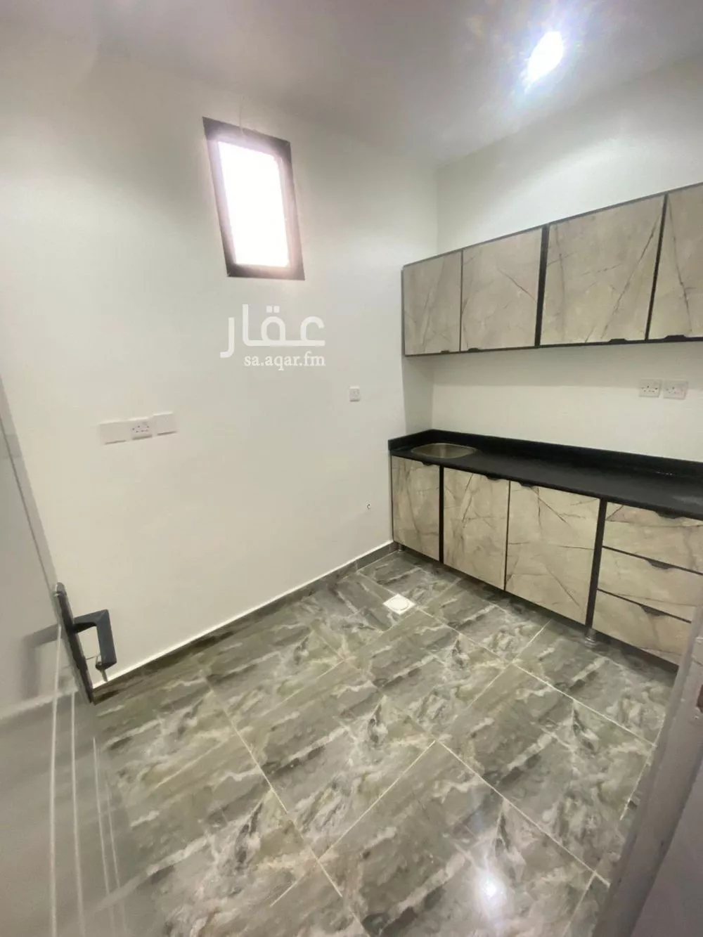 1 bedroom apartment in Ishbiliyah 7