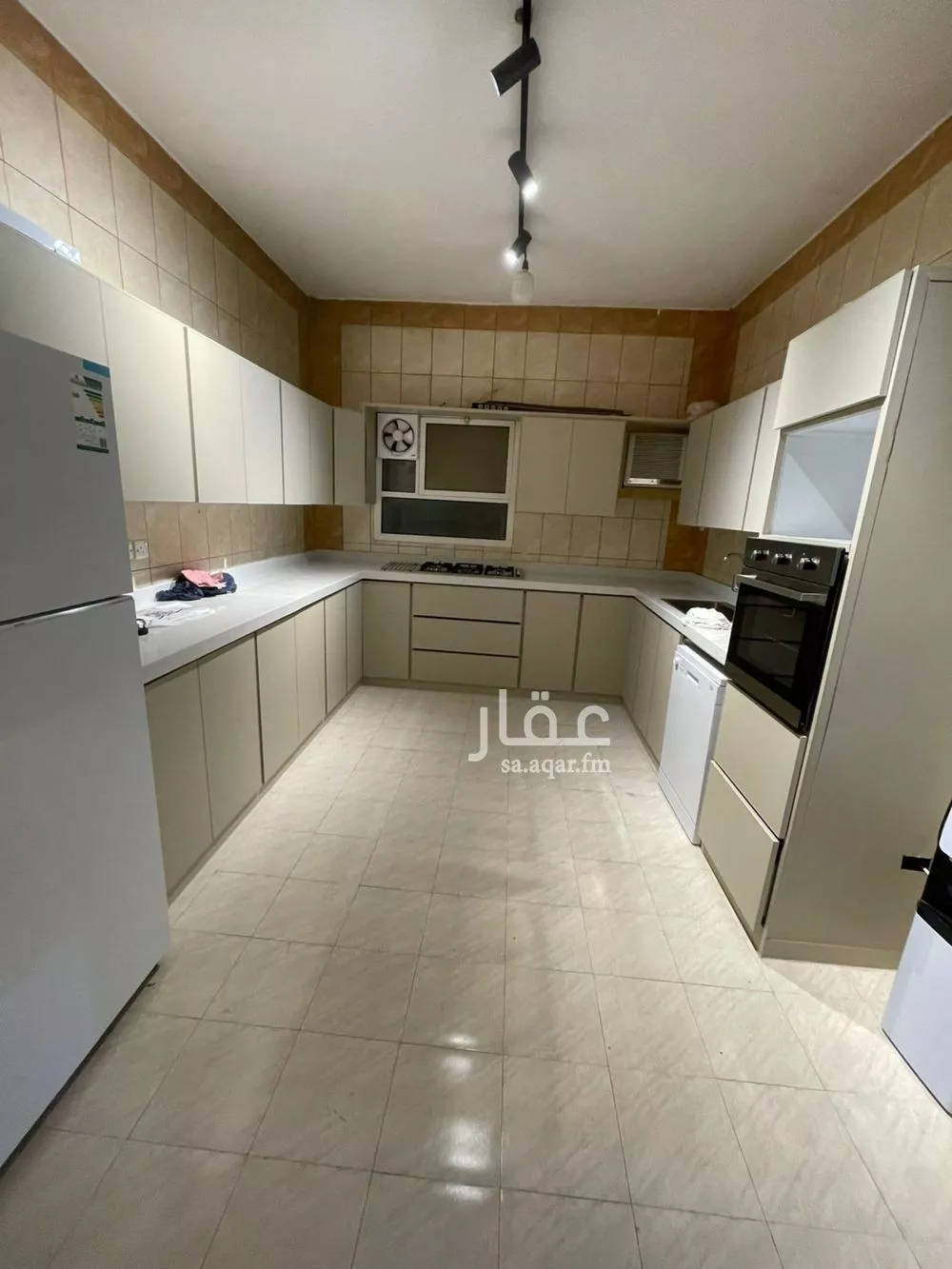 فيلا 4 غرف في اليرموك 5