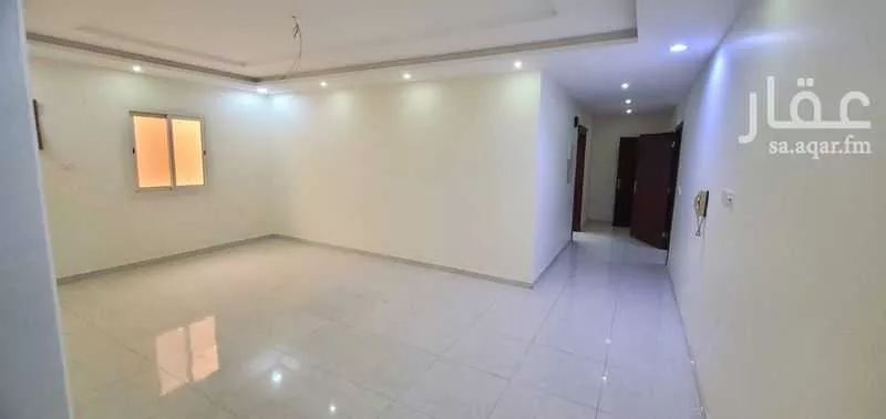 شقة 4 غرف في طيبة 4