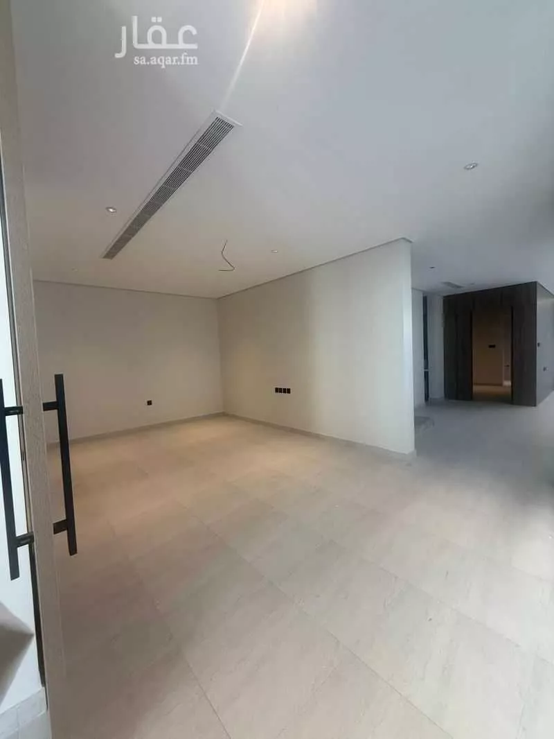 4 bedroom villa in Al Fanar 7