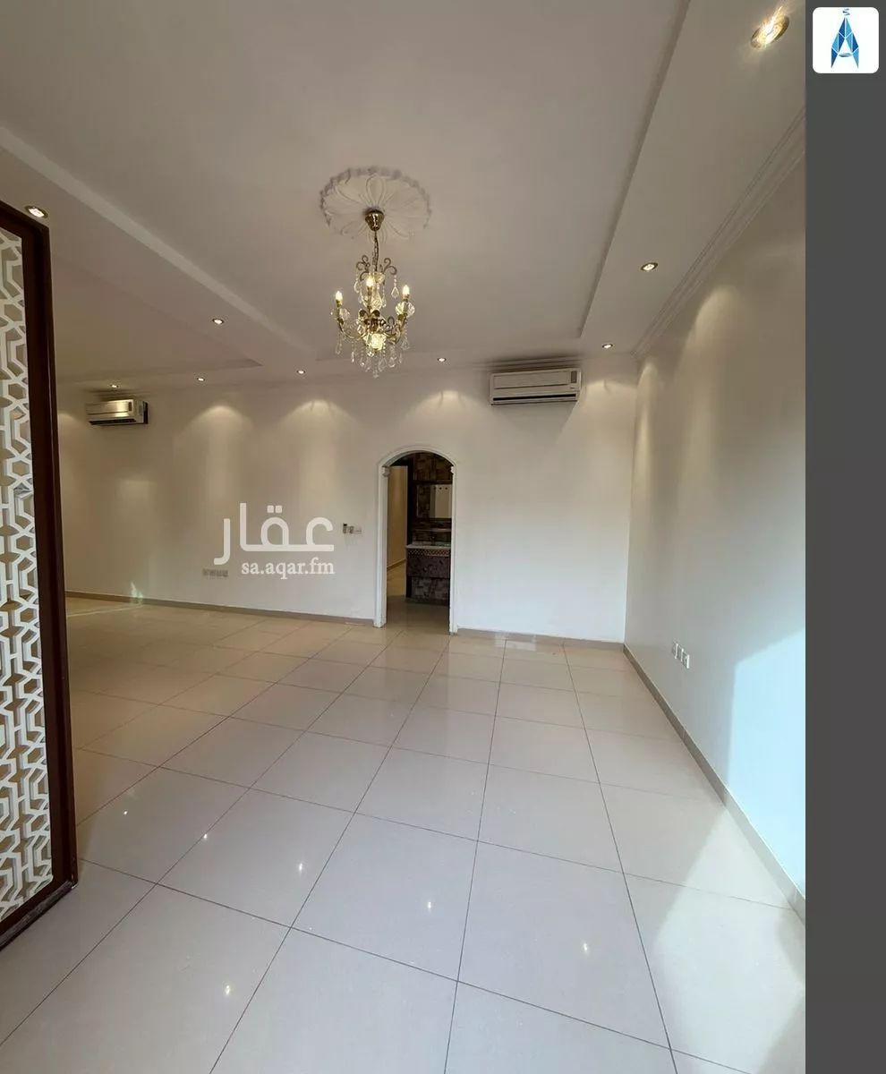 6 bedroom villa in Al Ghadir 5